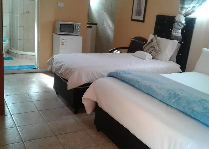 Oakdale Lodge